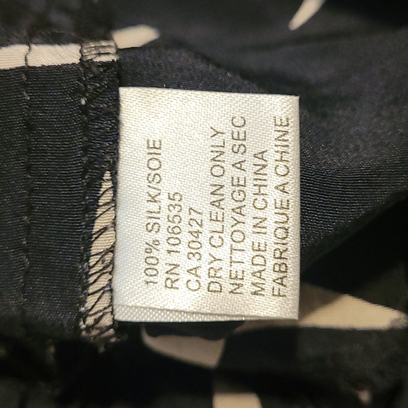 Madison Marcus Silk Star top with pockets - Picture 10 of 10
